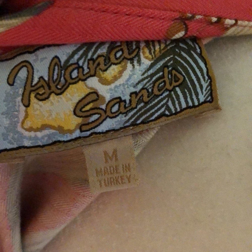 EUC Island Sands Hawaiian Top - Picture 7 of 10